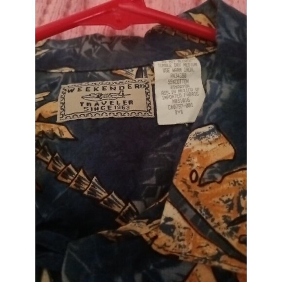 WEEKENDER Traveler Men's Medium Short Sleeve Button Up Hawaiian Shirt - Picture 6 of 6